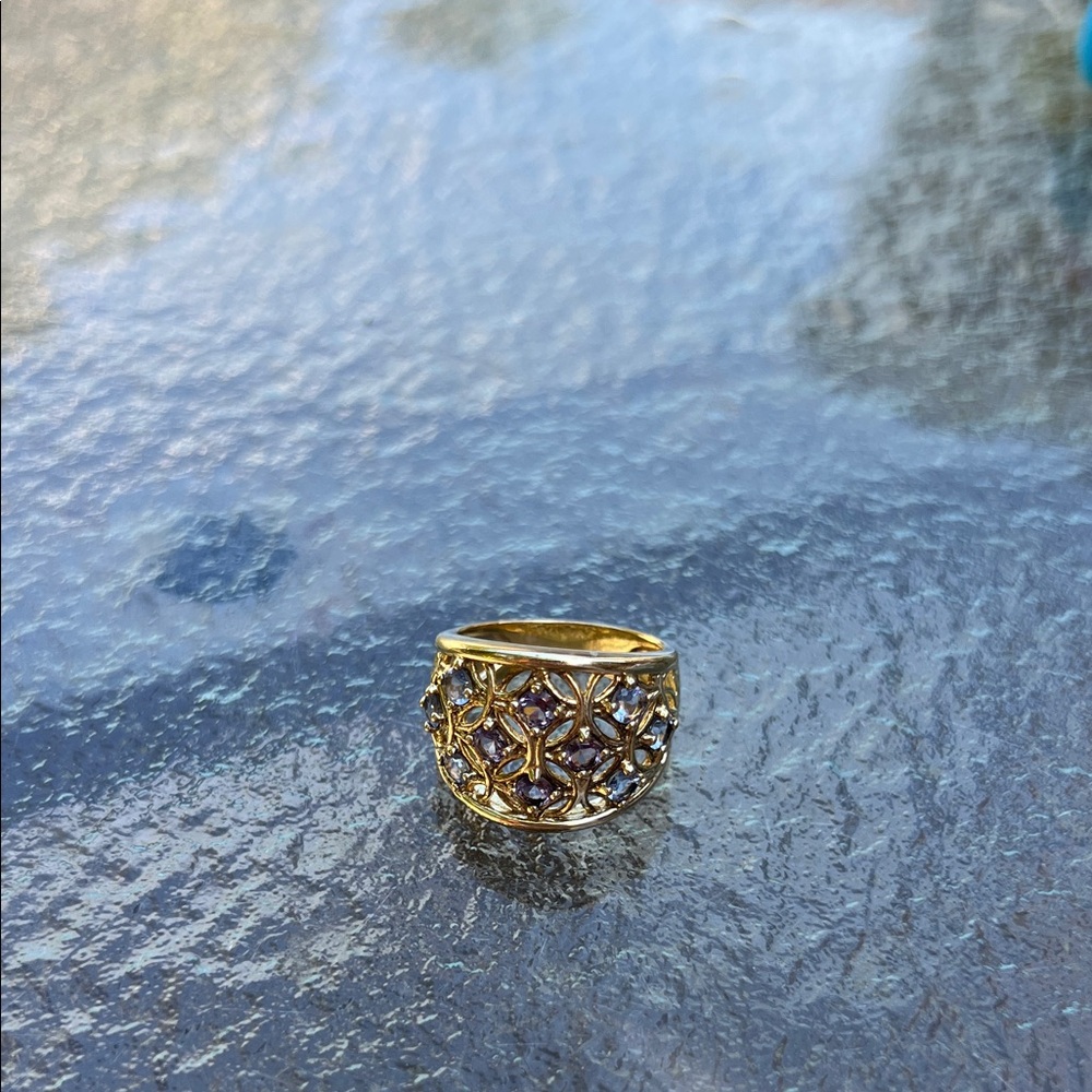 Elegant Gold and Silver Women's Ring